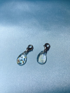 ピアス